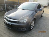 OPEL ASTRA H GTC (L08) 1.6